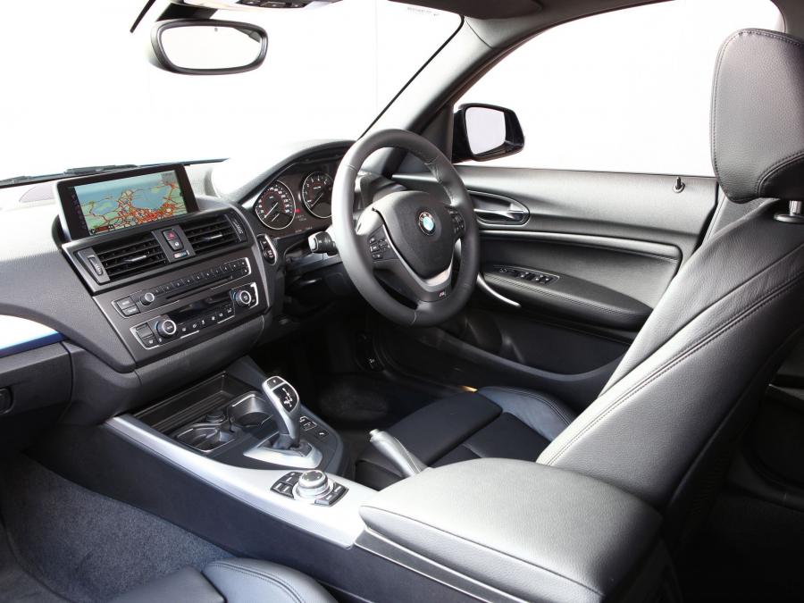  BMW M135i 5-Door 2012 года  (AU) (фото 6 из 9)